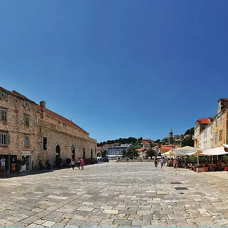 Two-bedroom In Ivan Dolac